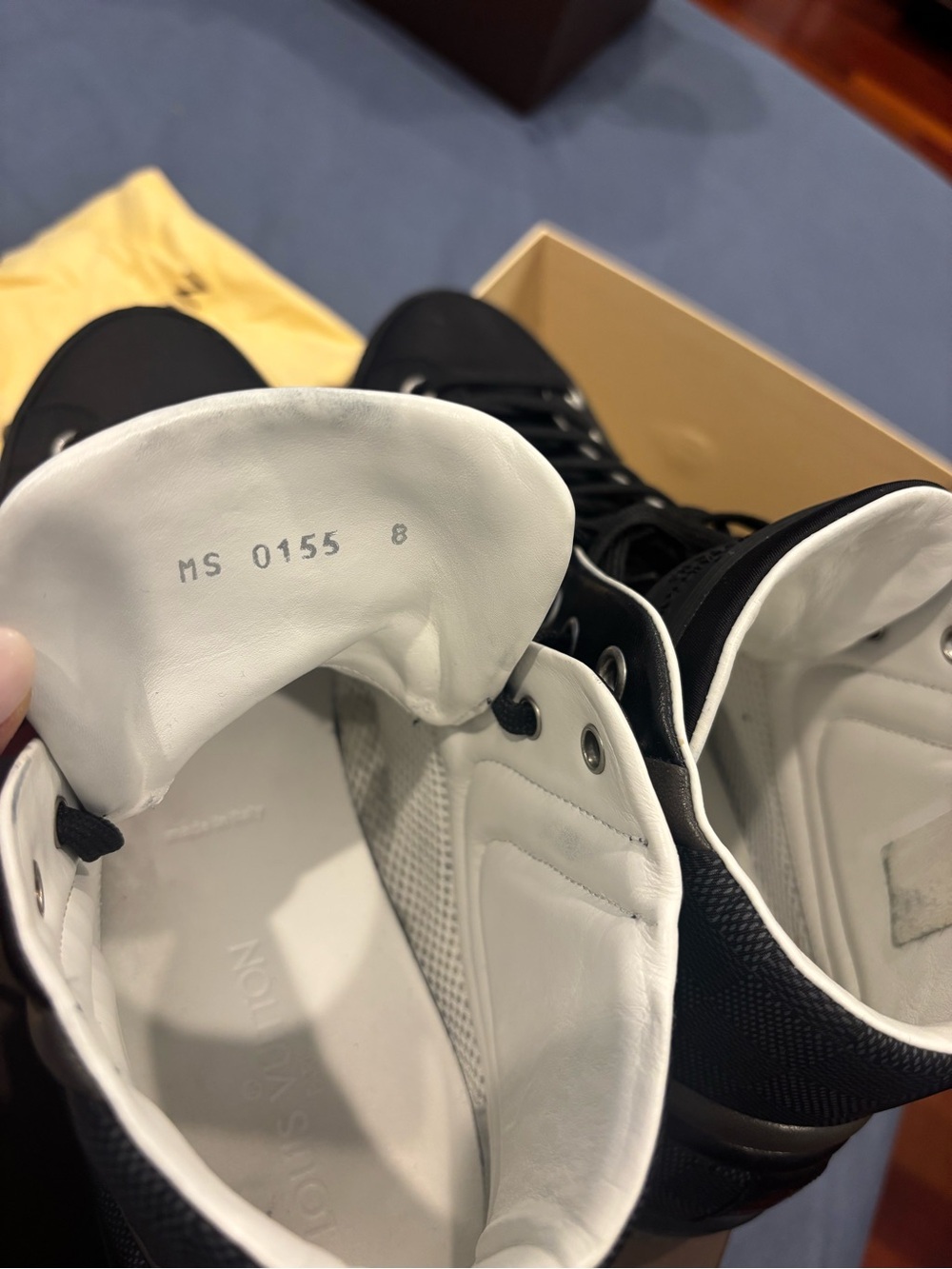 Louis Vuitton , Men's Black and White High-Top Sneakers - Picture 5 of 6